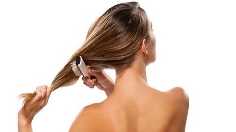 Κάντε μόνες σας 7 κομψά χτενίσματα