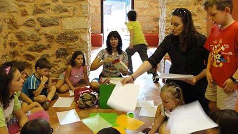 Κερδίστε 5 θέσεις στο καλοκαιρινό θεατρικό εργαστήρι του Ακαδήμεια