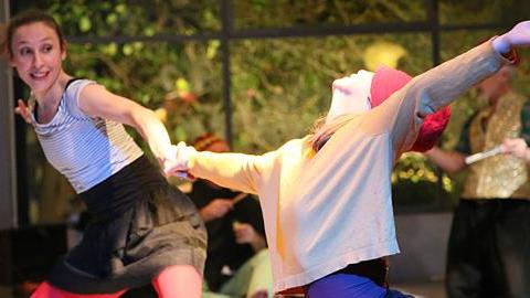 Κερδίστε διπλές προσκλήσεις για την παράσταση «Στη Χώρα του Πουπωςγιατί» την Κυριακή 11/11