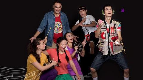 Κερδίστε 4 διπλές προσκλήσεις για την παράσταση «Η γη μας έχει πυρετό» στις 25/11 στην Θεσσαλονίκη