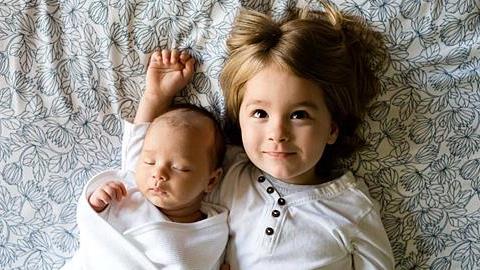 «5 πράγματα που έμαθα μετά το δεύτερο παιδί μου»