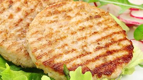 Πεντανόστιμα μπιφτέκια από κοτόπουλο