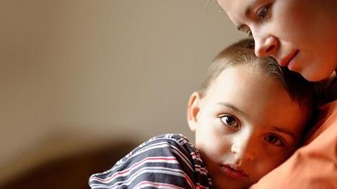 «Δεν γέννησα τον γιο μου αλλά είμαι η αληθινή του μαμά»