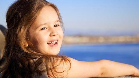 «Κάποτε θα της το πω...»: To γράμμα που πάντα ήθελες να γράψεις στην κόρη σου