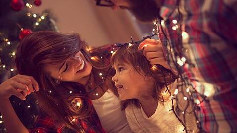 Γιατί τα Χριστούγεννα είναι ομορφότερα όταν έχεις παιδιά