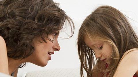 Πώς να μάθετε στο παιδί να αναλαμβάνει την ευθύνη των πράξεων του 