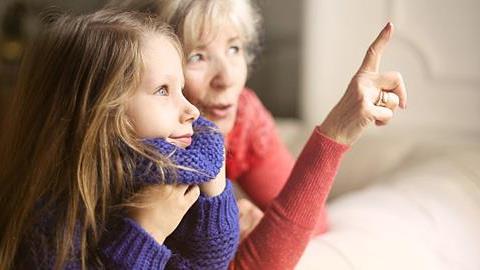 Ένα μεγάλο ευχαριστώ στους παππούδες που ξαναγίνονται γονείς για χάρη μας