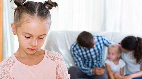 Πώς δείχνετε αδυναμία στο ένα παιδί χωρίς να το καταλαβαίνετε