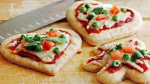 Οι πιο πρωτότυπες παιδικές πίτσες που θα ξετρελάνουν τα παιδιά