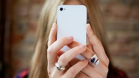 «Γιατί αποφάσισα να διαγράψω τους περισσότερους φίλους μου από τα social media»