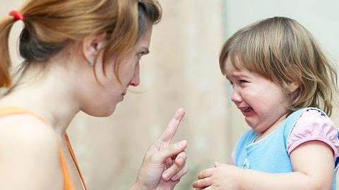 «Χτες φώναξα δυνατά στην κόρη μου και δεν το μετανιώνω» 