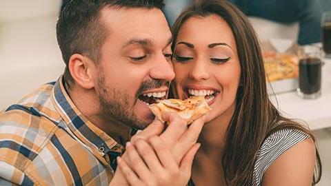 Ο ευτυχισμένος γάμος… παχαίνει