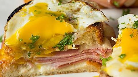 Πώς να ετοιμάσετε το καλύτερο κυριακάτικο πρωινό