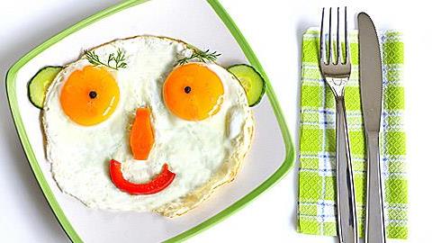 5 ιδέες για να κάνετε το φαγητό τους… παιχνίδι!