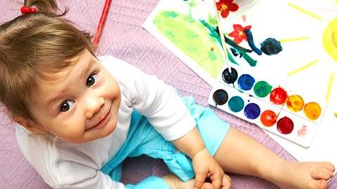 4 παιχνίδια που θα βοηθήσουν το παιδί να προσαρμοστεί πιο εύκολα στο σχολείο