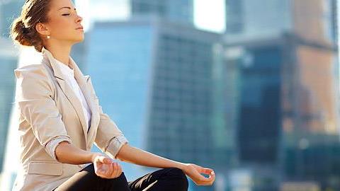 Ασκήσεις ψυχραιμίας: 10 τρόποι για να αποβάλετε το στρες