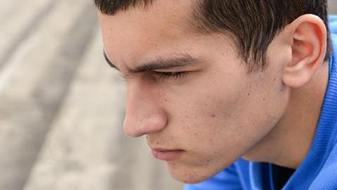 Ο 14χρονος γιος μου έχει γίνει πολύ οξύθυμος. Ποια πρέπει να είναι η στάση μου;