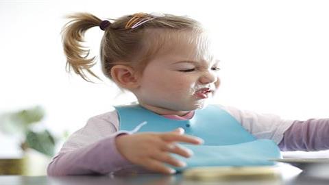 Η 1 έτους κόρη μου έχει κόψει το μεσημεριανό. Θα επηρεάσει αυτό την ανάπτυξή της;