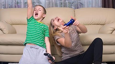 Τα λάθη που δεν πρέπει να κάνει μια μαμά που μεγαλώνει αγόρια 