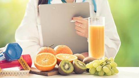 Πώς θα σας βοηθήσει ένας διατροφολόγος να χάσετε βάρος