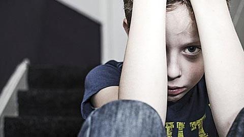 Άγριος ξυλοδαρμός 9χρονου από συμμαθητές του στη Νάξο