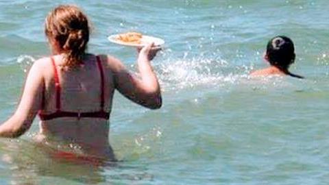 5 τύποι μαμάδων που συναντάς στην παραλία