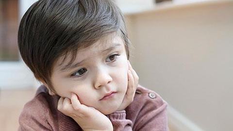 «Κενά συναισθηματικά παιδιά»: Τι κάνουμε λάθος;