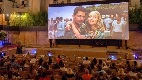 Γιατί αγαπάμε τα θερινά σινεμά