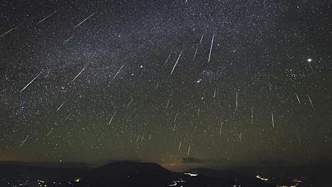 Περάστε το πιο εντυπωσιακό βράδυ του Αυγούστου παρέα με εκατοντάδες πεφταστέρια