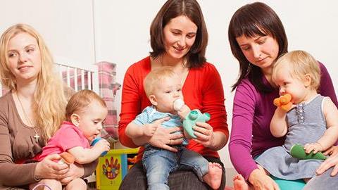 Τα παιδιά δεν είναι τάπερ για να τα επιδεικνύουμε