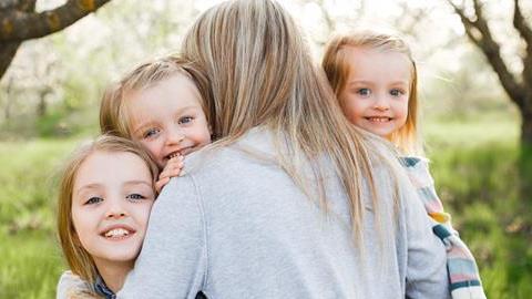 Τα πολλά παιδιά φέρνουν ευτυχία!