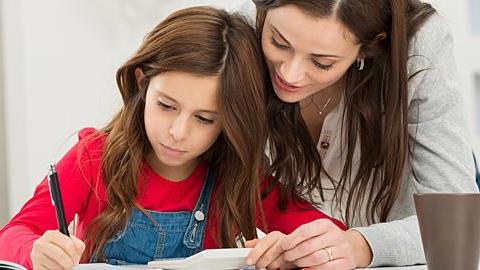 Πώς να βοηθήσετε τα παιδιά να γίνουν καλύτεροι μαθητές