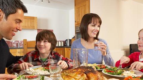 Γιατί πρέπει η οικογένεια να τρώει όλη μαζί