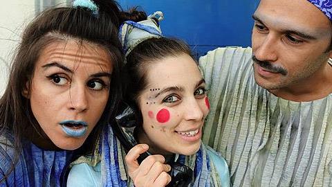 Κερδίστε διπλές προσκλήσεις για την θεατρική παράσταση «Κι όμως… Κινείται!» στις 19/10 στον Πολυχώρο Πολιτισμού Διέλευσις