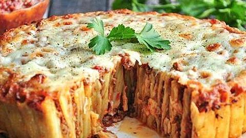 Μια διαφορετική «πίτα» με ριγκατόνι που θα ξετρελάνει τα παιδιά