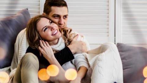 Τι συμβαίνει όταν δύο σύντροφοι ανήκουν στο ίδιο ζώδιο; Τα άστρα αποκαλύπτουν...