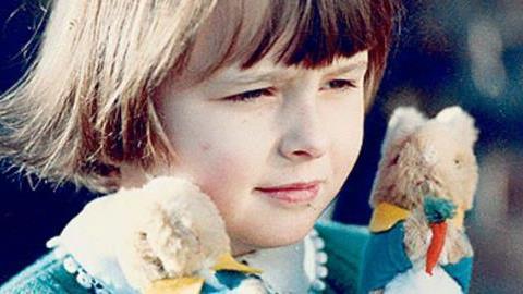 Η έκκληση ενός διάσημου συγγραφέα στους γονείς αφότου έχασε την κόρη του από ιλαρά