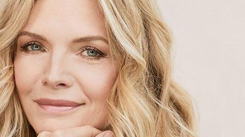 Οι 8 συνήθειες των γυναικών που φαίνονται 10 χρόνια νεότερες