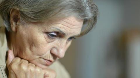 8 τρόποι που πληγώνουμε τους γονείς μας όταν μεγαλώνουμε