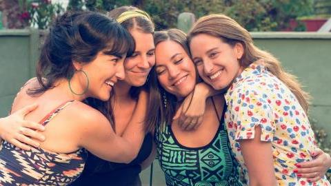 Στους φίλους που έκλεισαν μια δεκαετία στο πλάι μας: «σας ευχαριστούμε!»