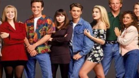 Τα ρούχα που φοράγαμε στα ‘90s και θέλουμε να τα ξεχάσουμε!