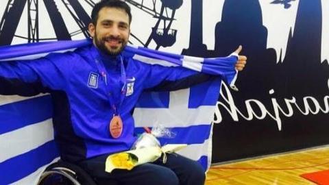 Χρυσό μετάλλιο στους Παραολυμπιακούς της ξιφασκίας για τον Τριανταφύλλου και την Ελλάδα