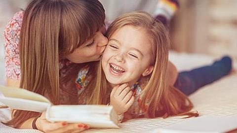 Μητρότητα σημαίνει αγάπη άνευ όρων