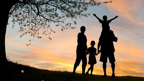 8 «πρέπει» και «μη» για νέους γονείς