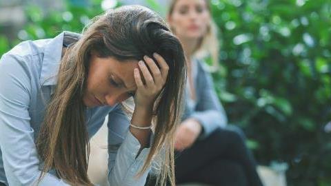 Η ζωή είναι πολύ μικρή για να την ξοδεύουμε σε κακές φιλίες 