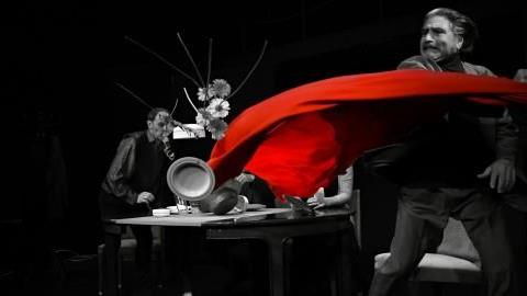 Κερδίστε διπλές προσκλήσεις για την θεατρική παράσταση «Ο Φονιάς» στις 9/3