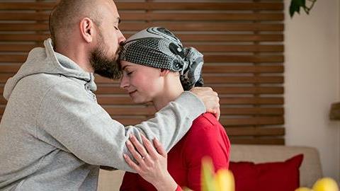 «Έπρεπε να γίνω εσύ όσο έκανες χημειοθεραπείες για να καταλάβω πραγματικά πόσα μας δίνεις»