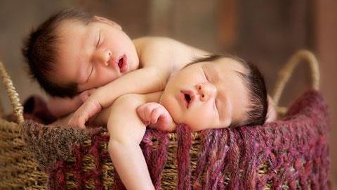 Να μία… να κι άλλη μία… τελεία