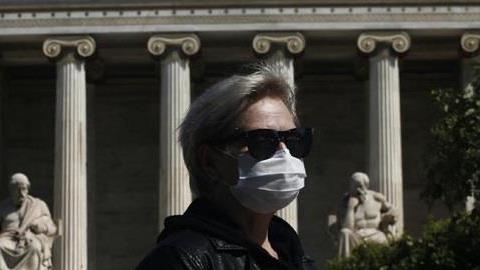 Daily Telegraph: Παράδειγμα προς μίμηση η ψύχραιμη συμπεριφορά των Ελλήνων