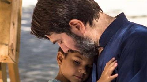 «Ο άνθρωπος που ελπίζει, συναντά πάντα το φως»: Το συγκινητικό μήνυμα του πατέρα Αντώνιου